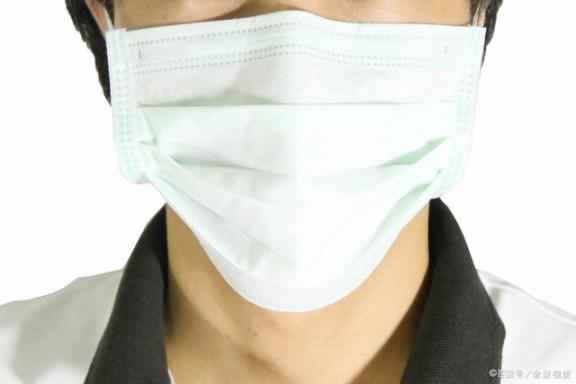 天天戴口罩，捂“烂”一张脸？这3种皮肤问题，不要大意了  爱很容易 薄膜口罩 如何去除脸部红血丝 如何做好服务工作 草鱼如何做好吃 口罩萌娘 享瘦其实很容易 脸部毛细血管扩张 男人很容易硬吗 师生戴口罩上课 第3张