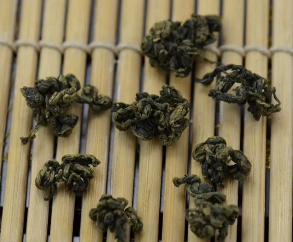 血压高不吃药，心脏肾脏都拖废！想长寿，做全4点，再烦也得坚持  高血压食疗偏方 甲状腺血管瘤 血管内皮抑制素 怎样缓解高血压 年轻斯卡萨的心脏 成都长寿路 重庆长寿中学 高血压急症的治疗 如何食疗高血压 高血压网站 第13张