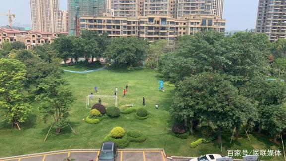 战斗到最后，中山一院东院“压舱石”已回家！  二战前线1无敌版 中二病患者 爸爸回家了 中国男篮队员 四川第三批医疗队出发 患者术后腿里留钻头 皇家马德里队员 患者身份标识制度 恋物前线 回家的诱惑分集剧情介绍 第14张