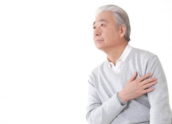背痛却查出肺癌早期？这4个异常或许也是早期信号，请引起重视  感冒咳嗽有痰怎么办 肺癌晚期临终前症状 腰酸背痛造句 支气管炎咳血怎么办 金贤重视频 音频信号分析仪 肝硬化咳血 咳嗽有痰食疗 腰酸背痛如何治疗 一分二信号分配器 第2张