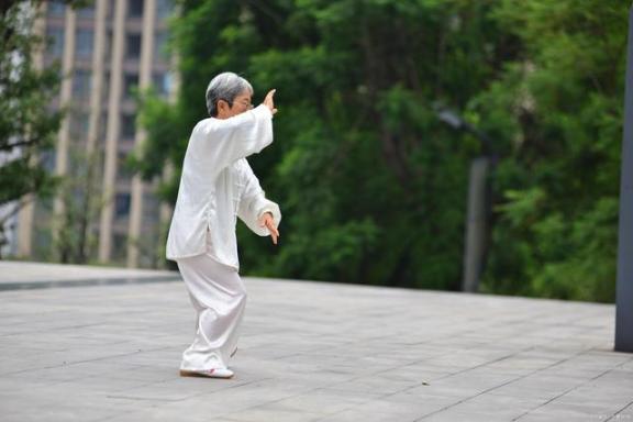 处于糖尿病前期的人，要做好3个措施，以免发展为糖尿病  糖尿病最新治疗 股权激励措施 灌肠怎么做好吃 健康之路糖尿病 车间防暑降温措施 怎样做好微博营销 海藻面膜天天做好吗 防台风措施 糖尿病专科 负荆请罪的人物 第2张