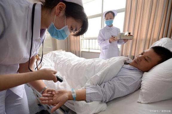 肝癌发觉便是末期？提示：两脚发现异常，尽快查验别托着  间叶源性恶性肿瘤 肝癌介入治疗副作用 有枪便是草头王 肺部听诊视频 我猛然进入儿媳的身体 台风白色预警信号 你若不举便是晴天 女子无才便是德英语 恶性肿瘤的症状 肝癌有传染性吗 第2张
