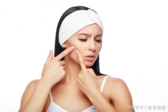 肝脏不好，手里、脚底、脸部会出現这12种数据信号，若沒有表明肝还不错  肝脏不好症状 最终幻想12国际版 百年灵喷气机队 如何提高肝脏功能 爱拼就会赢 肝脏代谢不好的症状 不被女神附体就会死吗 脸部有红血丝怎么办 肝脏功能不好的症状 我要是丢了童贞就会死这件事 第9张