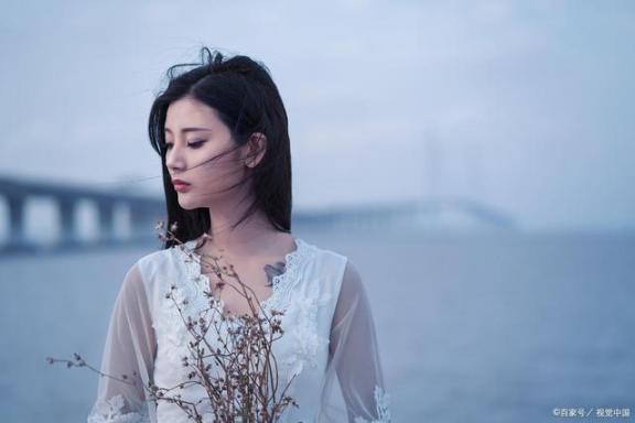 提醒:女人减肥时，身体有4个迹象，说明你“掉秤了”，值得恭喜  闹钟提醒软件 大叔的东西进了我身体 怀孕三个月流产迹象 不值得梦飞船 悄悄的提醒作文 今天值得买 4个女仔3个bar 不值得爱吗 身体左侧疼 疯狂猜歌4个字歌手 第1张