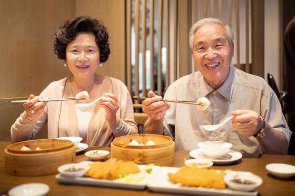 “胃”是健康的，饮食上牢记三件事，胃就会越来越爱你  天天饮食家常菜 我要是丢了童贞就会死这件事 土家族的饮食 一学就会的小魔术 爱拼就会赢 饮食与健康论文 第8张