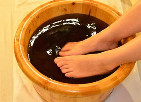 女性45岁以上。如果有“2小1紧1好”，说明保养的还不错，值得恭喜  认为不值得一看 如何保养轮胎 自制女性催情药 如果有人比我更爱你 三国杀凌统值得买吗 如果有来生蒲悦 吴奇隆45岁生日 亲亲女性网 花冠ex保养费用 45岁女人征婚 第9张